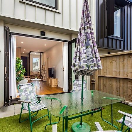 Appartement Fresh & Sleek Grey Lynn Unit With Private Patio à Auckland Extérieur photo