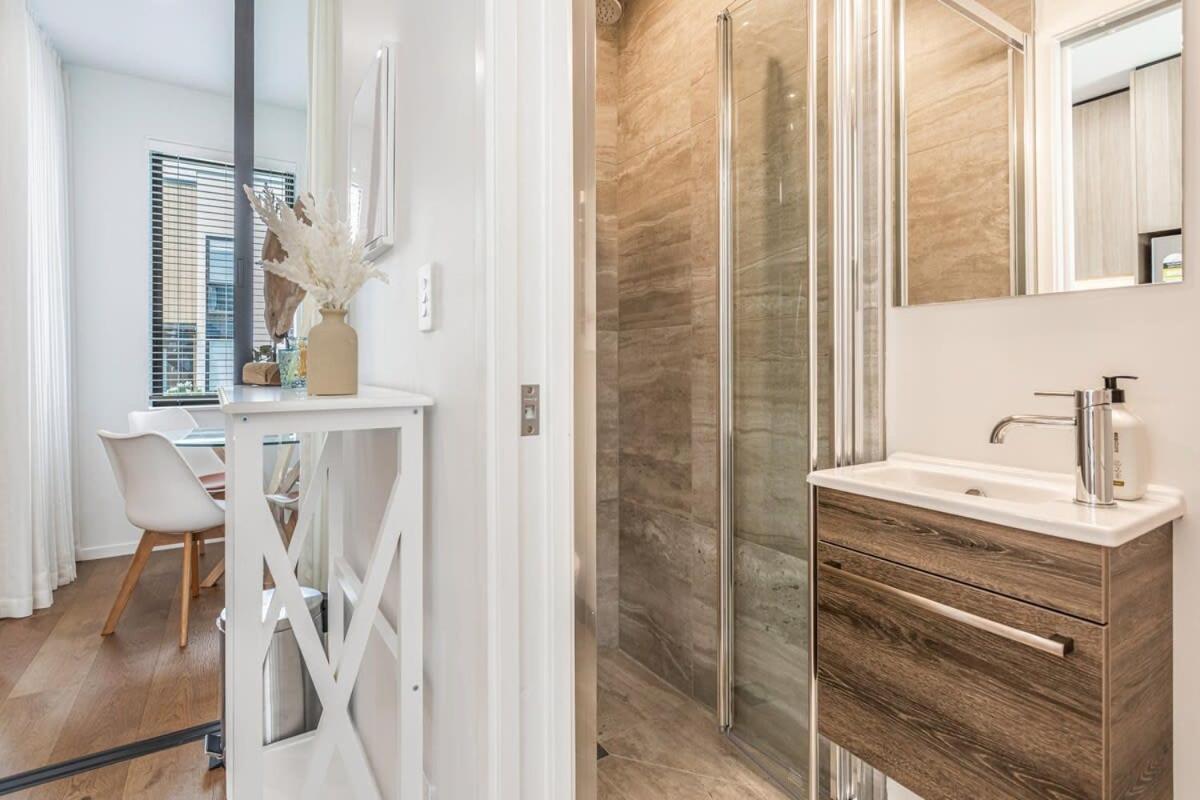 Appartement Fresh & Sleek Grey Lynn Unit With Private Patio à Auckland Extérieur photo