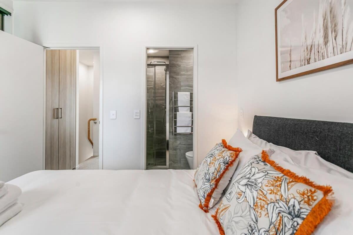Appartement Fresh & Sleek Grey Lynn Unit With Private Patio à Auckland Extérieur photo