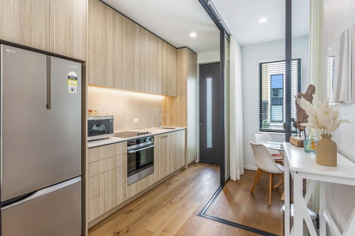 Appartement Fresh & Sleek Grey Lynn Unit With Private Patio à Auckland Extérieur photo